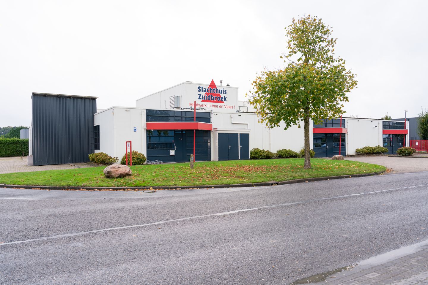 View photo 3 of Europaweg 12