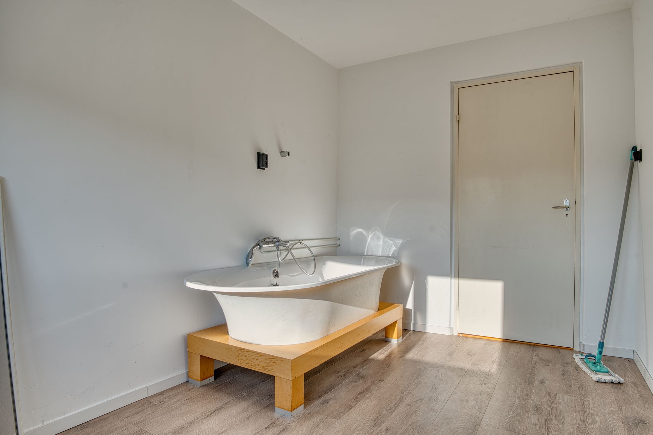 Foto 24 van Roerdompstraat 8