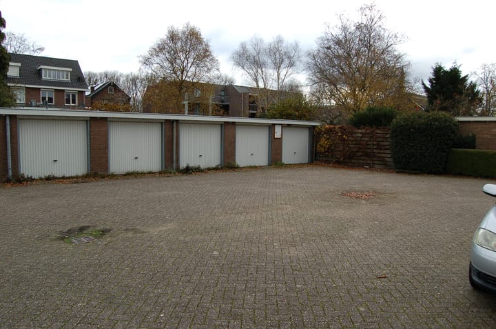 Photo 4 of Deken Heinenstraat 9-024