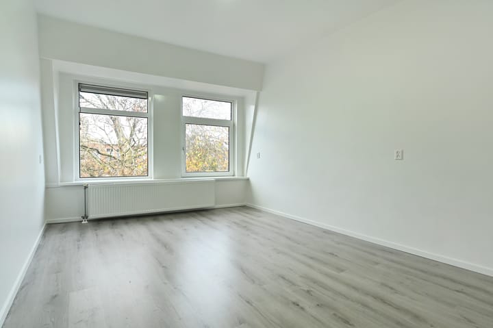 Foto 14 van Delftselaan 114