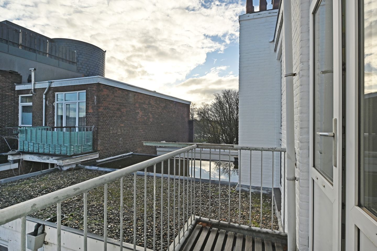 Foto 25 van Delftselaan 114