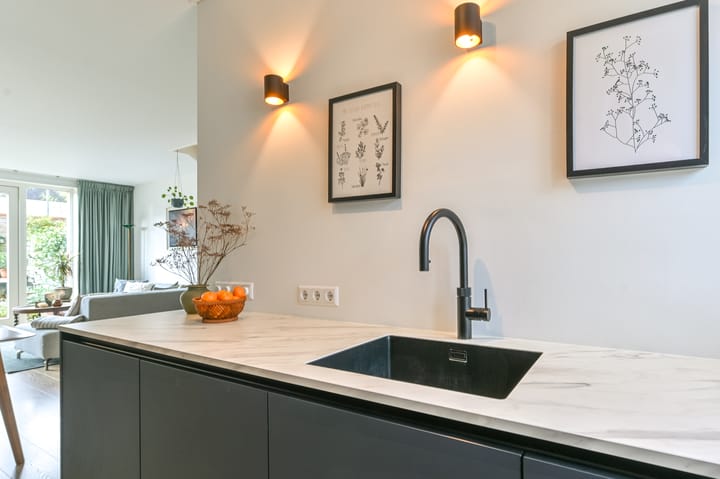 Foto 13 van Ingen-Houszstraat 10