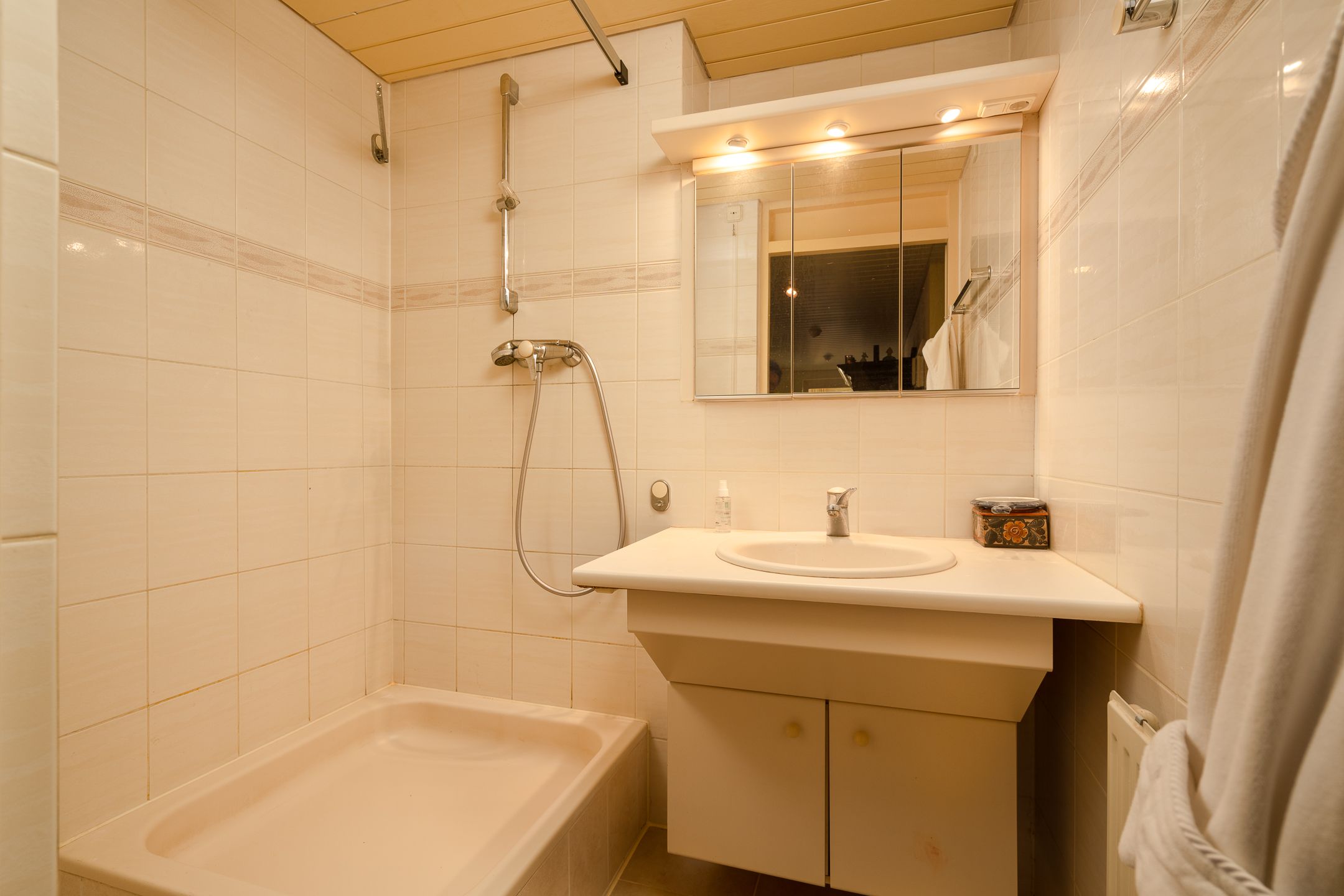 Photo 21 of Van Ommerenlaan 16