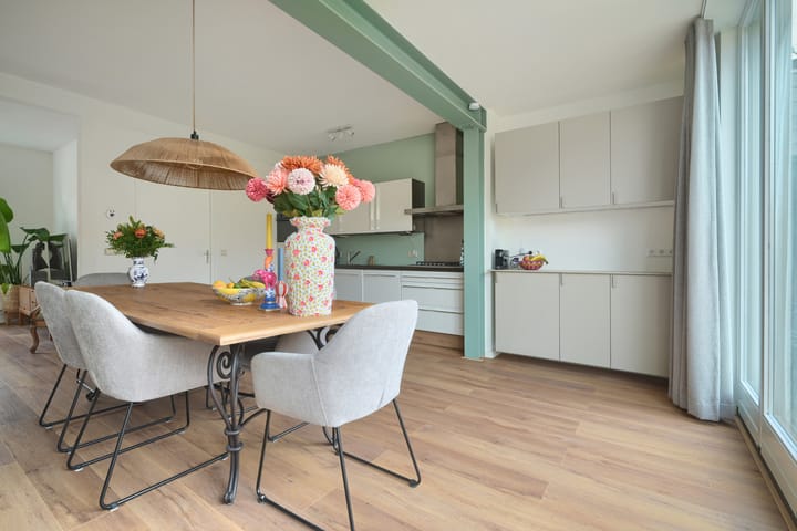 Photo 20 of Curaçaostraat 30