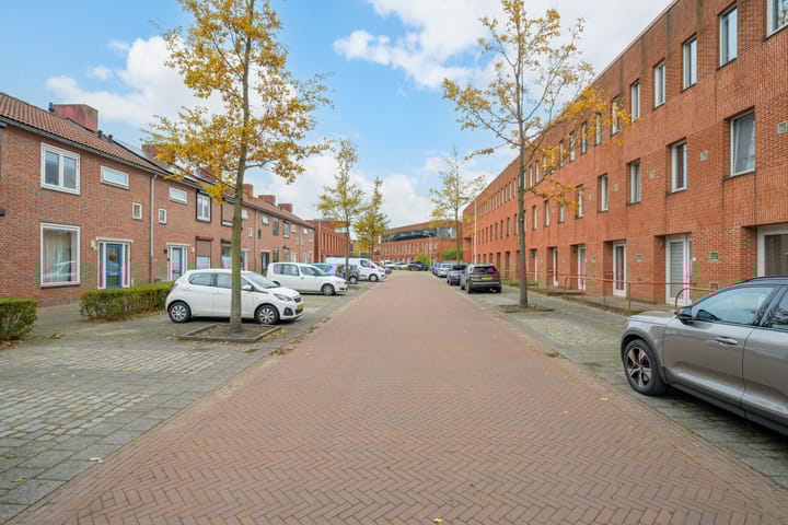 Photo 53 of Curaçaostraat 30