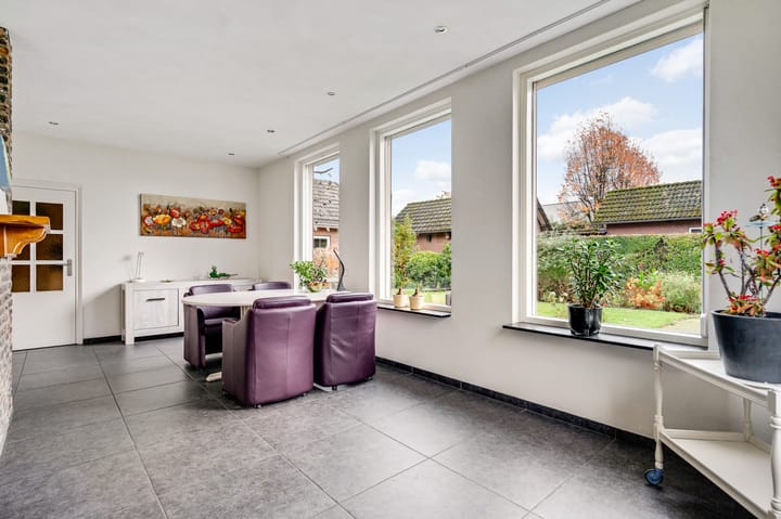 Photo 12 of Pastoor Thijssenlaan 24