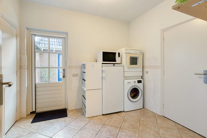 Photo 19 of Pastoor Thijssenlaan 24