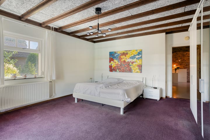 Photo 21 of Pastoor Thijssenlaan 24