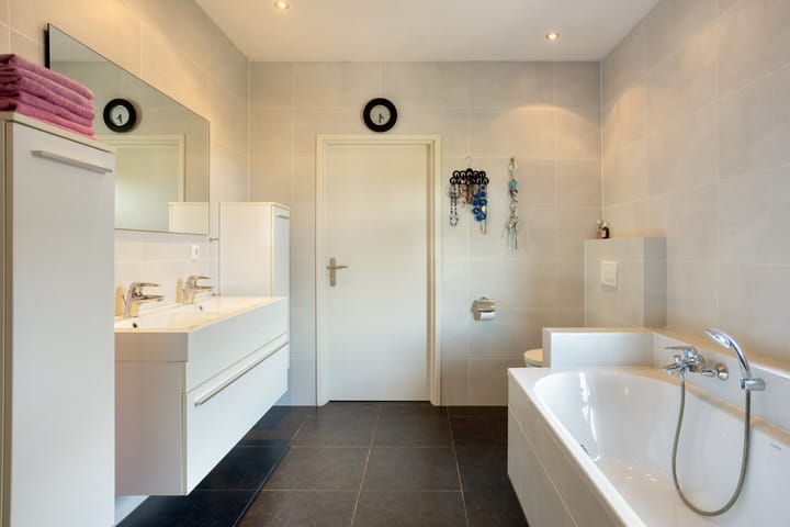 Photo 23 of Pastoor Thijssenlaan 24