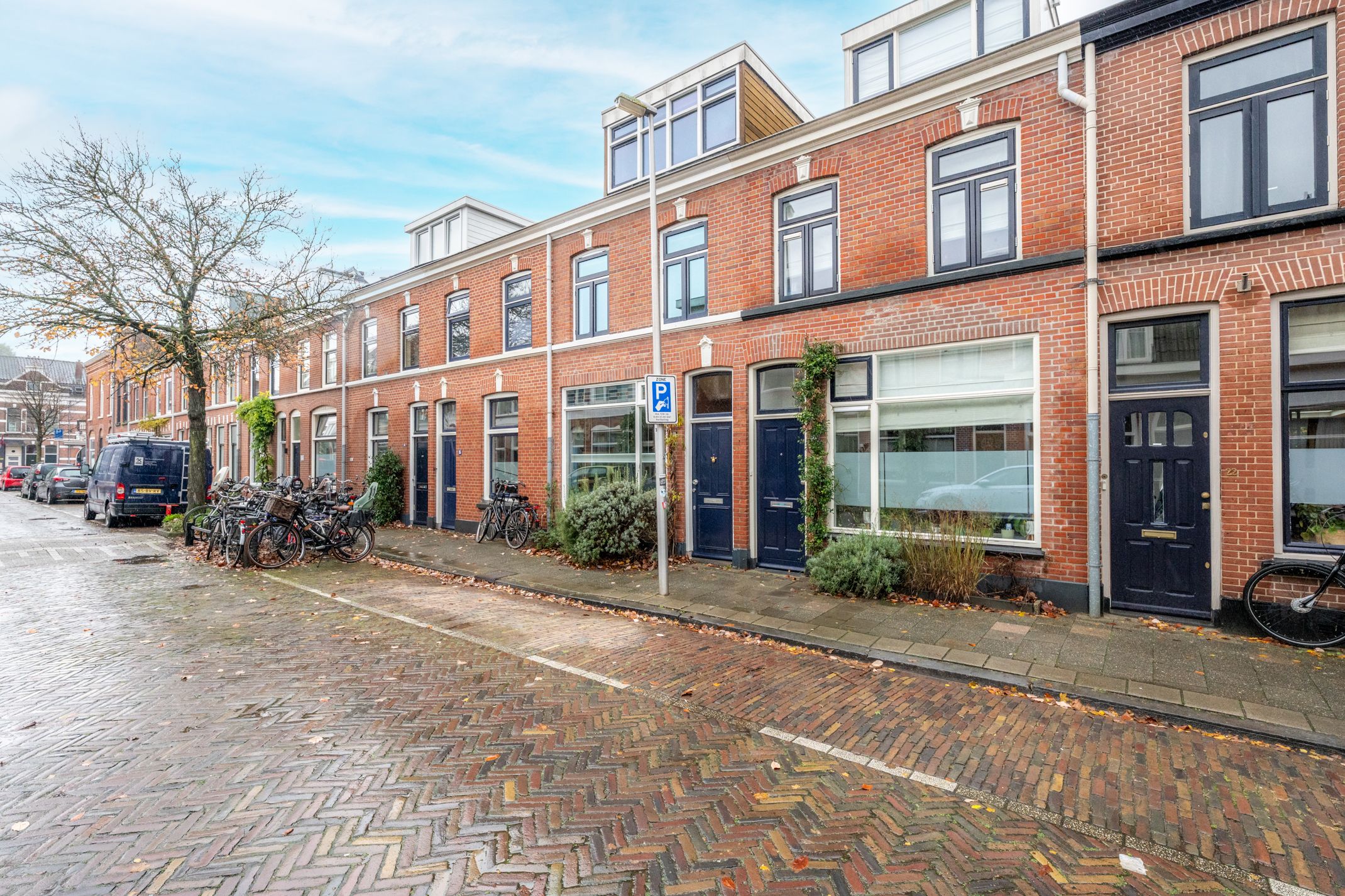 Foto 45 van Leliestraat 18