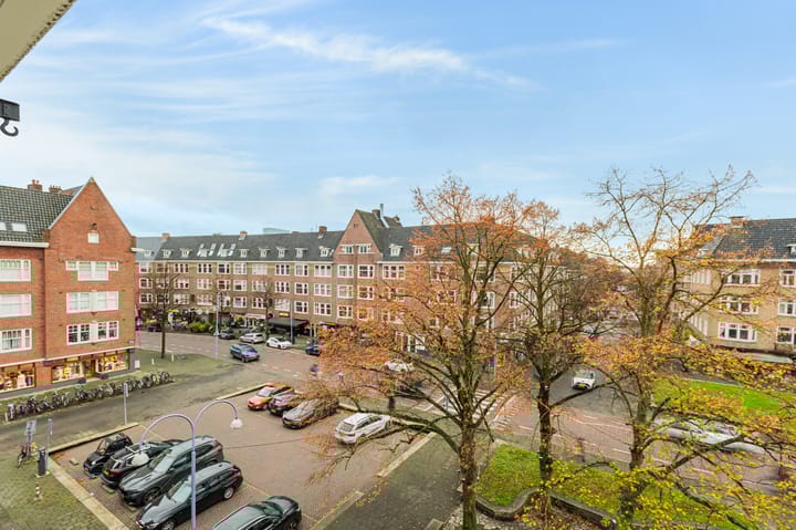 Photo 32 of Maasstraat 79-3