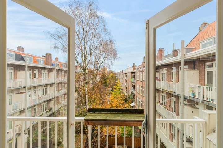 Photo 5 of Maasstraat 79-3