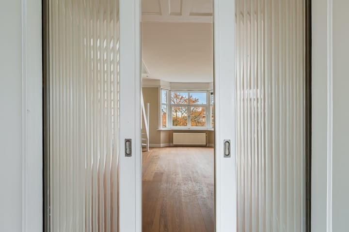 Photo 13 of Maasstraat 79-3