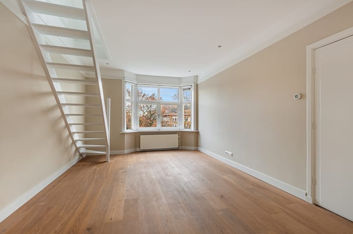 Photo 14 of Maasstraat 79-3