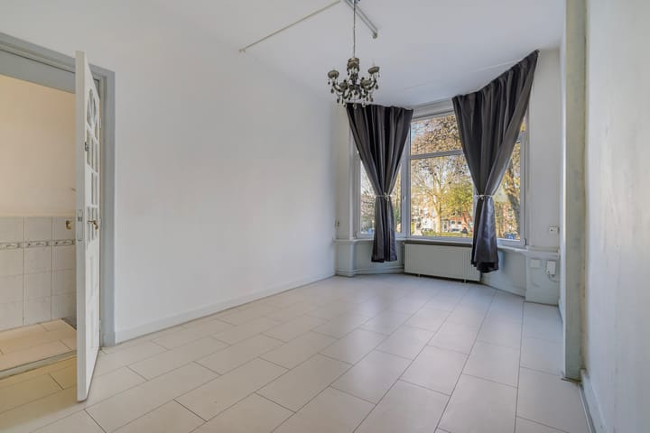 Foto 4 van Newtonplein 51-A