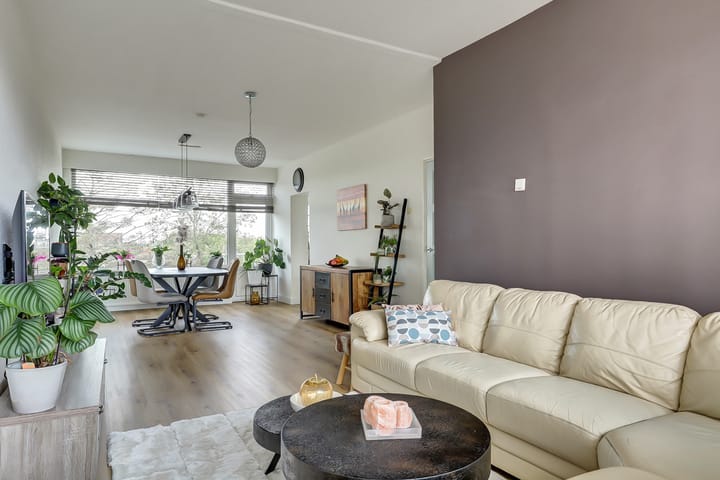 Photo 2 of Leeuwerikstraat 51