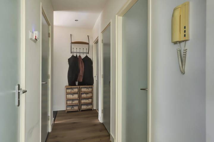 Photo 22 of Leeuwerikstraat 51