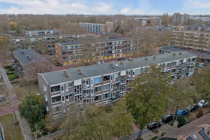 Photo 40 of Leeuwerikstraat 51