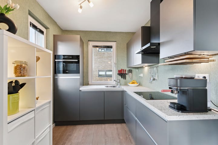 Photo 20 of Adriaen Blockstraat 8