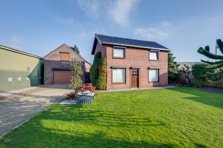 Photo 1 of Elzenstraat 12