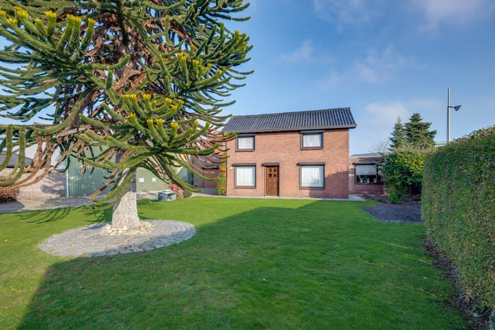 Photo 2 of Elzenstraat 12