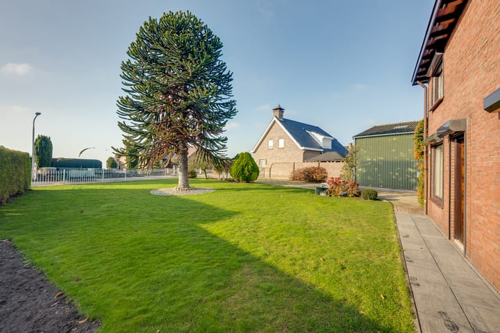 Photo 3 of Elzenstraat 12