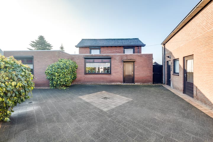 Photo 21 of Elzenstraat 12