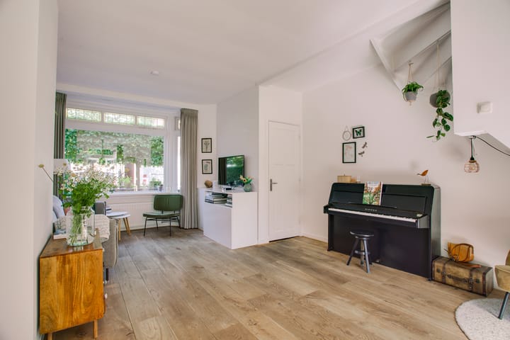 Photo 13 of Coornhertstraat 59