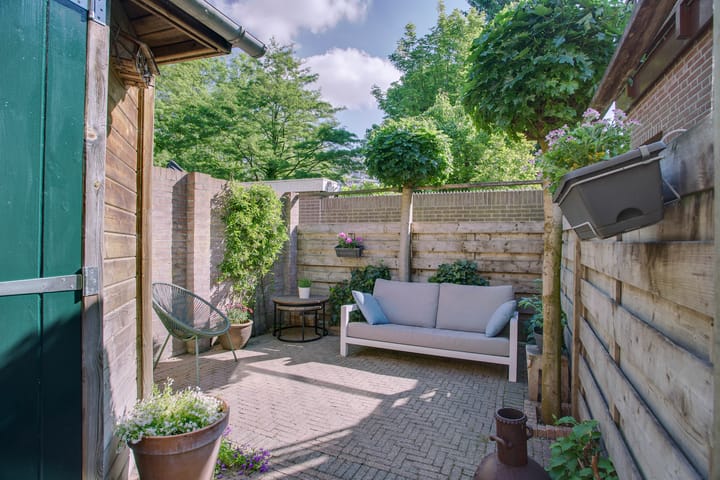 Photo 19 of Coornhertstraat 59