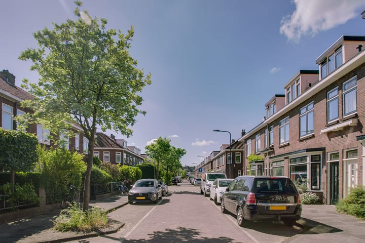 Photo 35 of Coornhertstraat 59