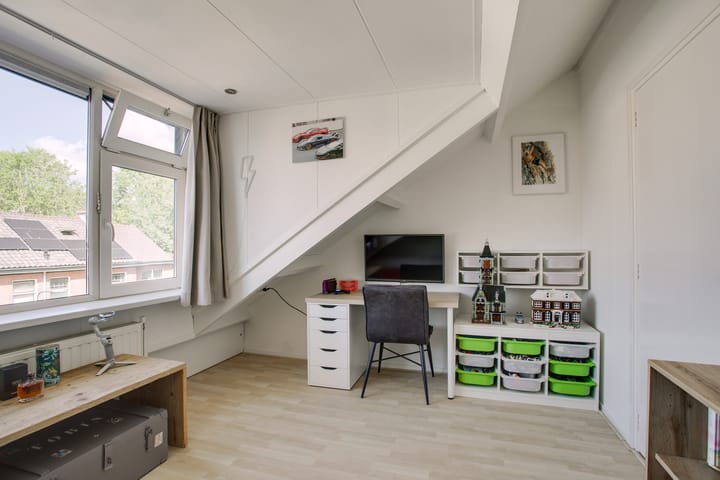 Photo 34 of Coornhertstraat 59