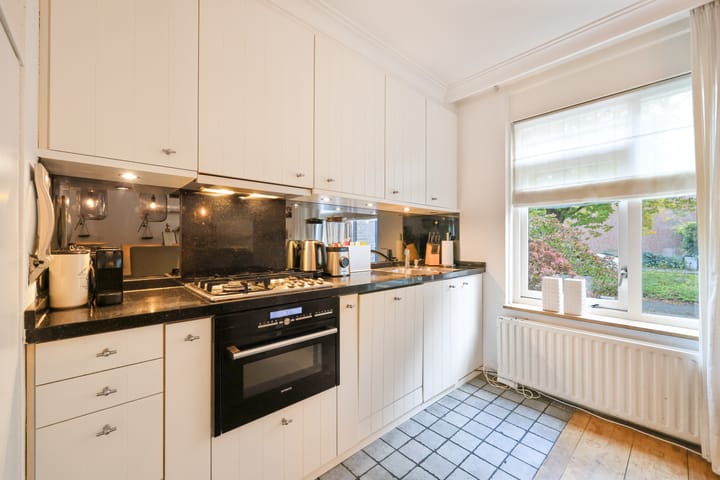 Photo 6 of Marie Jungiusstraat 11