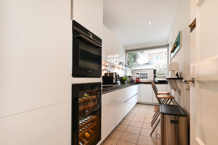 Photo 17 of Hof van Delftlaan 8