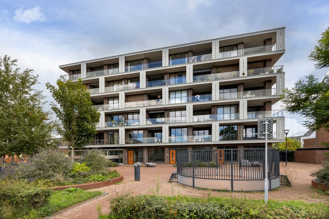 Photo 32 of Sweelinckstraat 58