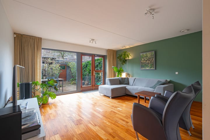 Photo 4 of Aldegondaplantsoen 20