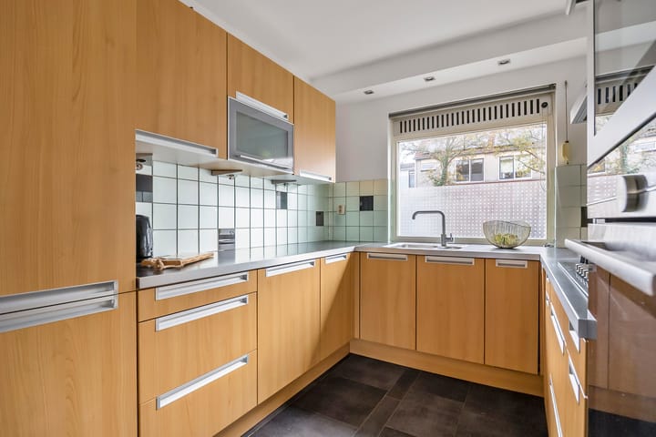 Foto 10 van Albert Verweystraat 42