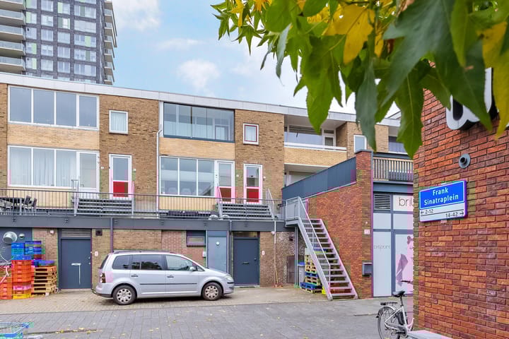 Foto 1 van Frank Sinatraplein 8