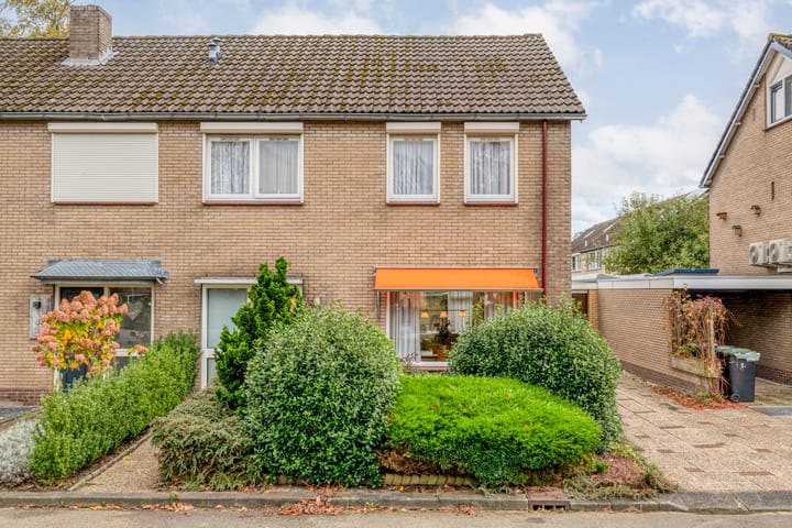 Foto 2 van V N laan 42