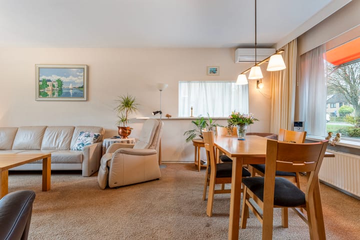 Foto 13 van V N laan 42