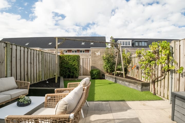 Photo 13 of Adriaan Anthoniszstraat 18