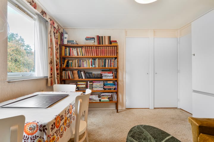 Foto 24 van V N laan 42