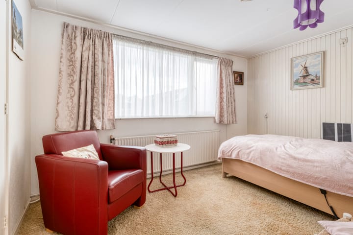 Foto 30 van V N laan 42