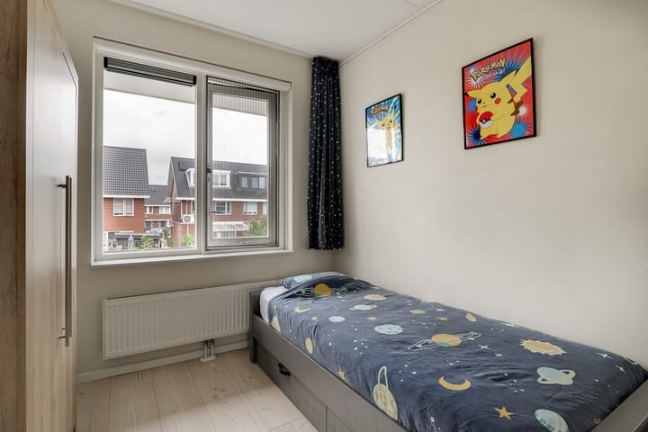 Photo 25 of Adriaan Anthoniszstraat 18