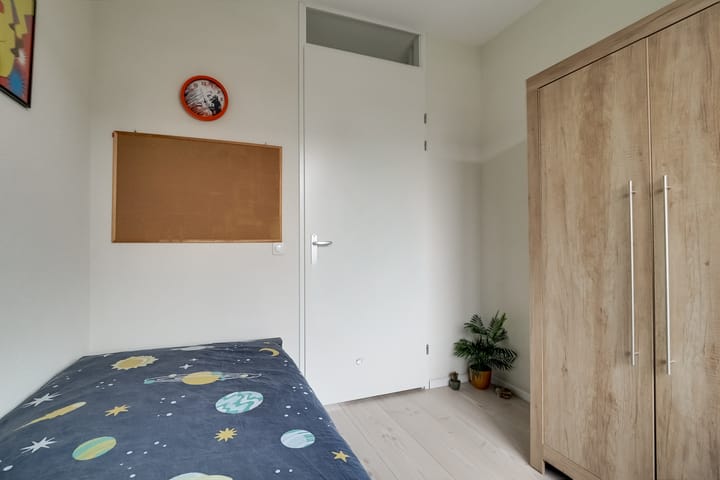 Photo 26 of Adriaan Anthoniszstraat 18