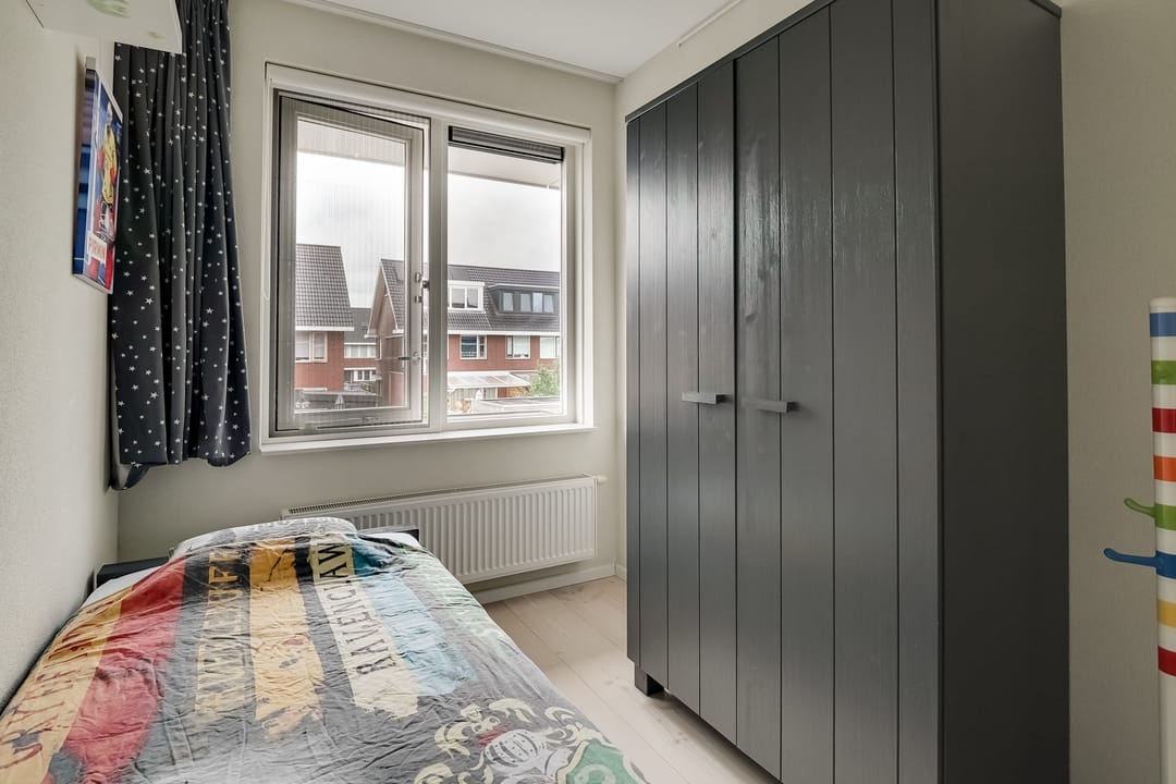 Photo 28 of Adriaan Anthoniszstraat 18