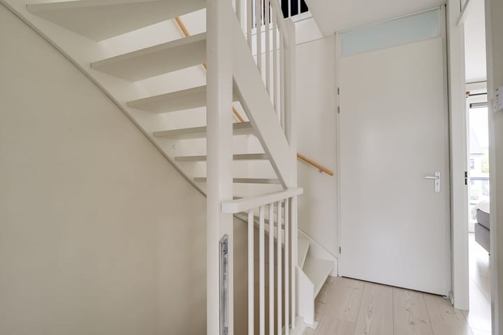 Photo 30 of Adriaan Anthoniszstraat 18