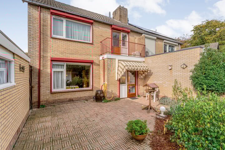 Foto 43 van V N laan 42