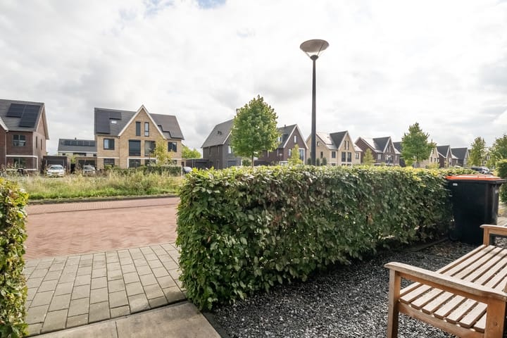 Photo 38 of Adriaan Anthoniszstraat 18