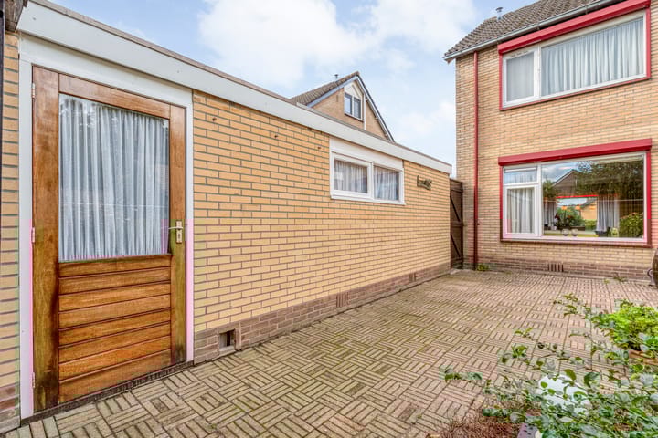 Foto 45 van V N laan 42