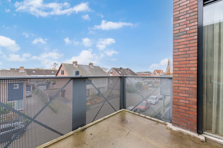 Foto 11 van Blauwgras 5-10